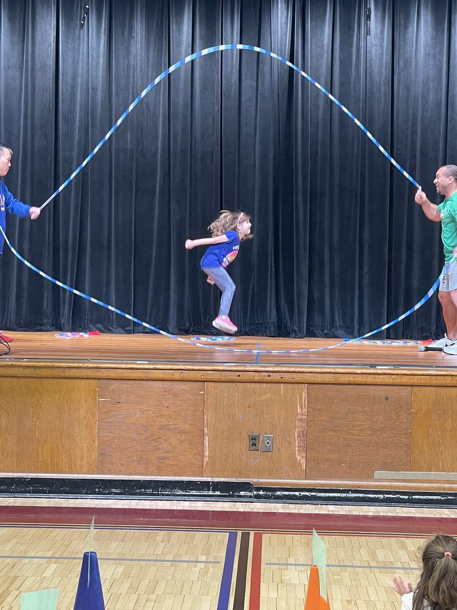 Somerville is Learnin’ the Ropes this morning and having lots of fun! Thank you to our HSA!