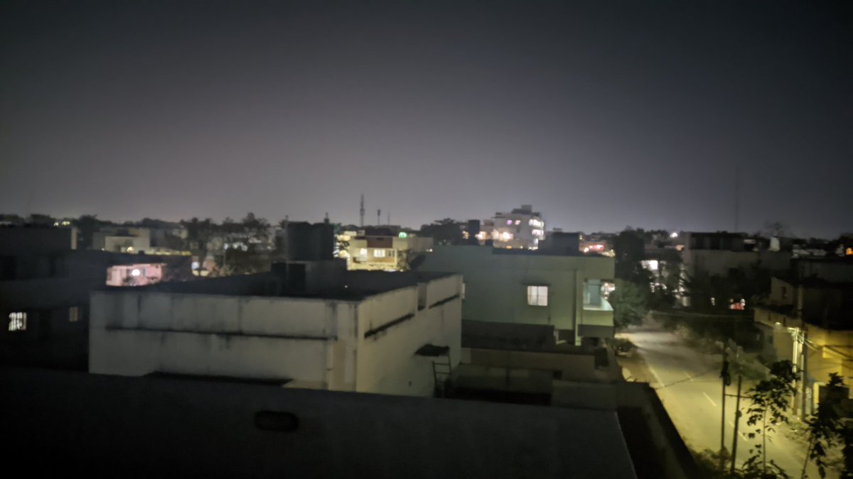 techmedok's tweet photo. Jio 4G Speedtest @ Coimbatore

Got around 53 Mbps in downloads and around 8 Mbps in uploads. Which is a good speed. Compared to Chennai, download speed is less by 50% but upload speed remains nearly similar.

#jio #jio4g #coimbatore #internet https://t.co/uhqRUMsSGi