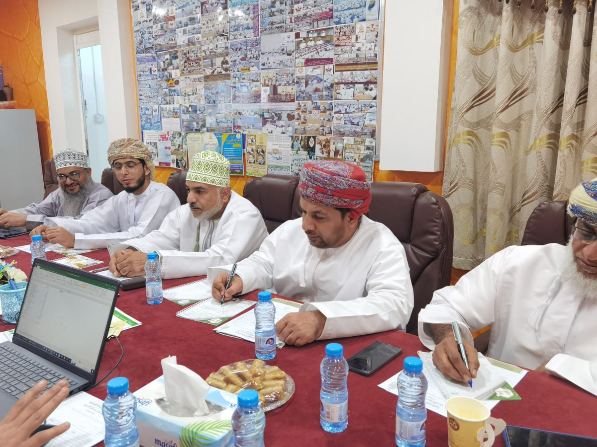 rustaqcharity's tweet photo. جانب من اجتماع مجلس إدارة الفريق الأول لهذا العام حيث تم مناقشة عدة موضوعات هامة تهم مصلحة الفريق خلال الفترة المقبلة.

لمتابعة أخبارنا بخدمة أخبرني الإخبارية أرسل كلمة ( اشتراك) إلى رقم الخدمة/
92492012 https://t.co/gP6WdMYS0v
