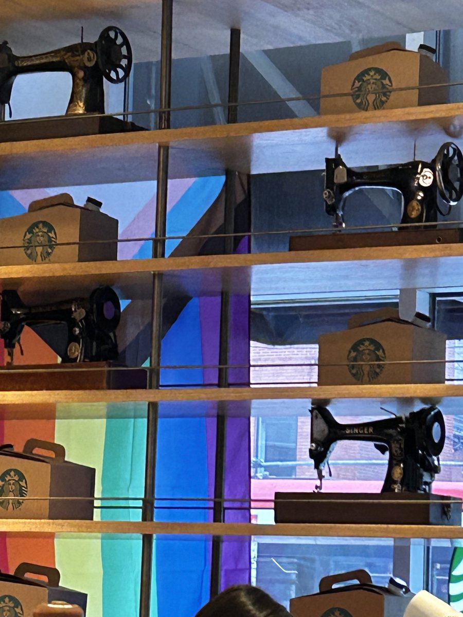 I love the customer service at our local ⁦<a href="/StarbucksCanada/">Starbucks Canada</a>⁩ at Richmond &amp; Spadina.  They are always so kind and welcoming.  And because it’s in the garment district, this decor is awesome and special.  Kudos to the manager of this store!