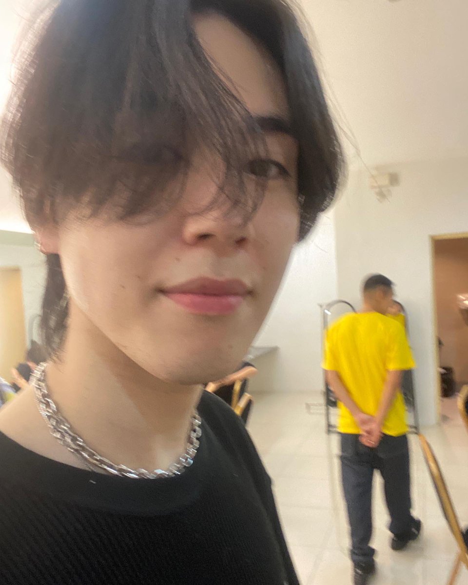 YUGYEOM THAILAND tweet media
