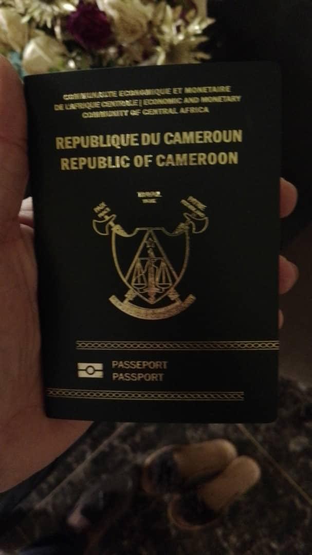 nyobelipot's tweet photo. J'ai fait mon passeport 48h sans frais supplémentaires ; sans donner des dessous de table ;
en étant respecté par les policiers en charge des procédures ;
tout était ordonné.
C'est ce Cameroun que nous voulons ; ce Cameroun est possible. https://t.co/WbQ9whuHXO