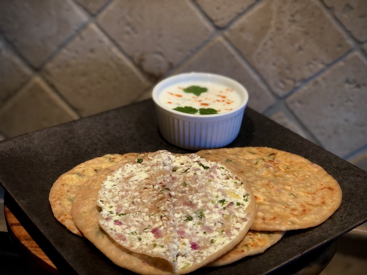 r_mathew_1011's tweet photo. ❤️𝑃𝑎𝑛𝑒𝑒𝑟 𝑃𝑎𝑟𝑎𝑡ℎ𝑎❤️
🙏 @ChefKunalKapur
URL: https://t.co/YOOEq1c9d0
#paneerparatha #parathalovers #chefkunal #chefkunalkapurrecipes #kunalish #chefkunalkapur
#photography #foodphotography #foodphotographyandstyling
#stuffedparatha #paratharecipes https://t.co/PDLYXNgzz2