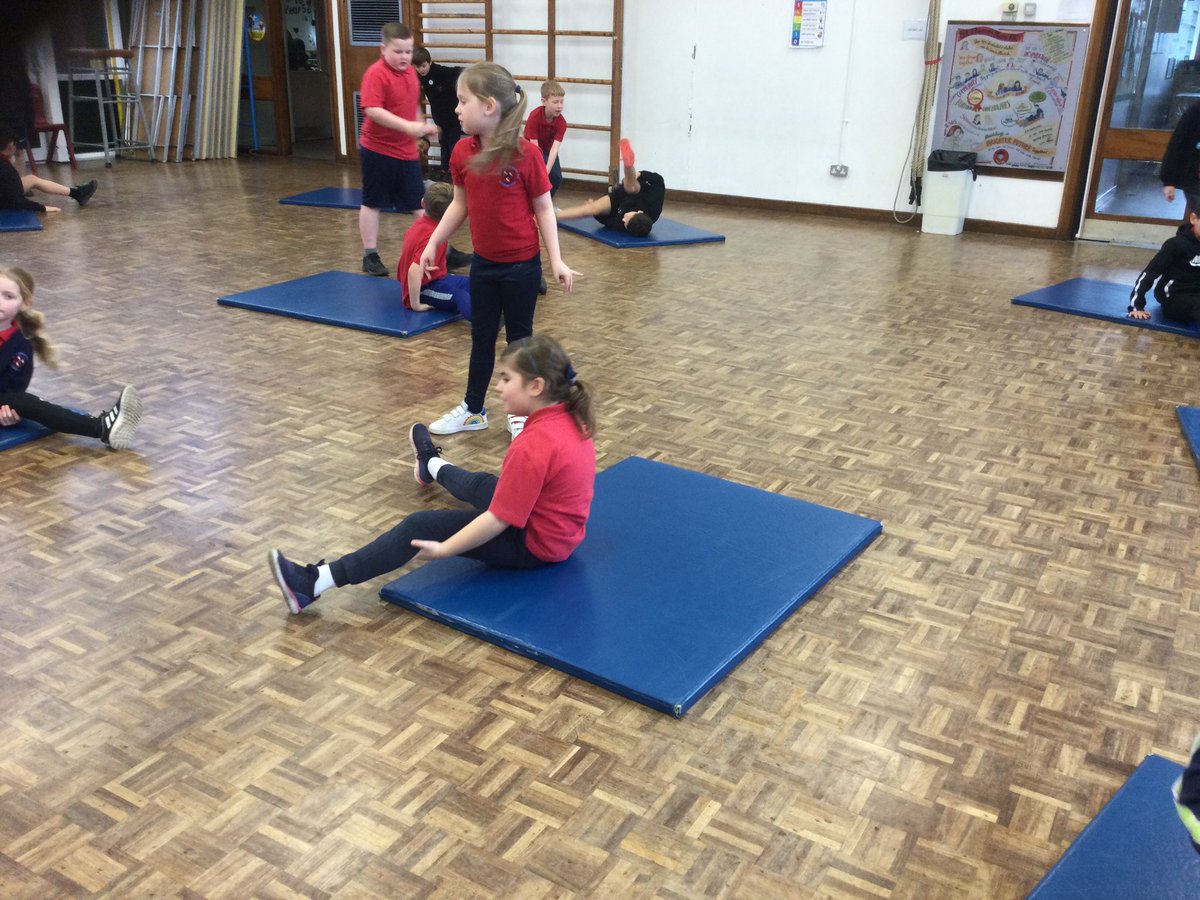 MsParkinsonSTM's tweet image. Perfecting our teddy bear rolls #STMPE