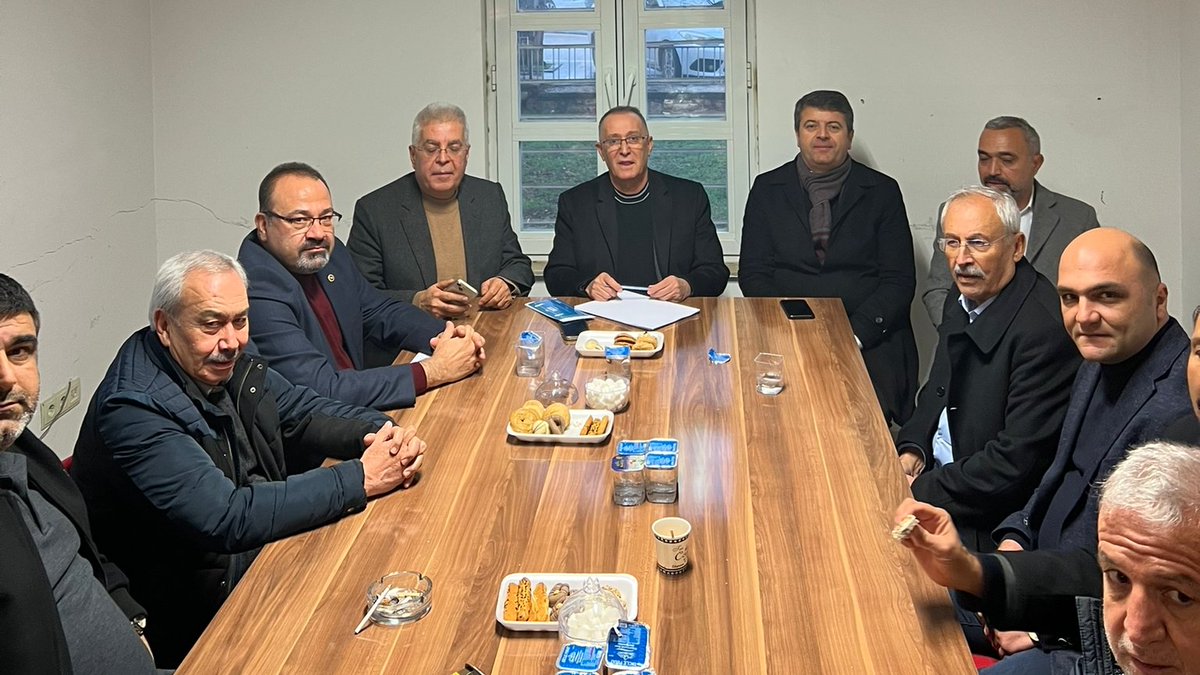 CHP Gaziantep Milletvekilleri Bayram Yılmazkaya, İrfan Kaplan, Adıyaman Milletevkili Abdurrahman Tutdere ve  İl Başkanı Neşet Uçar derneğimizi ziyaret etti. Karşılıklı görüş alışverişinde bulunduk.