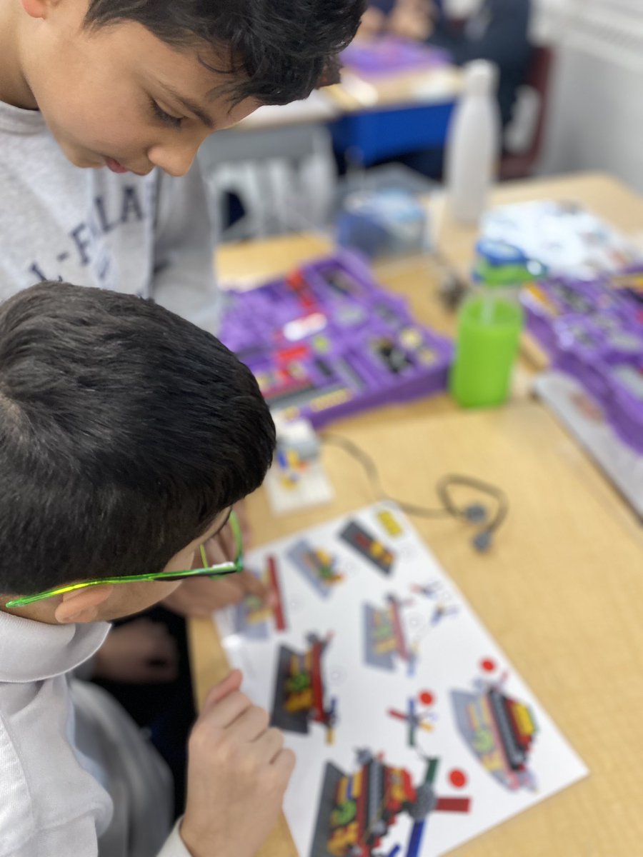 Al_FalahSchool's tweet photo. STEM workshops underway at AFIS. Students use legos to explore renewable energy sources. #STEM #learning #education https://t.co/oK65RDwVIn