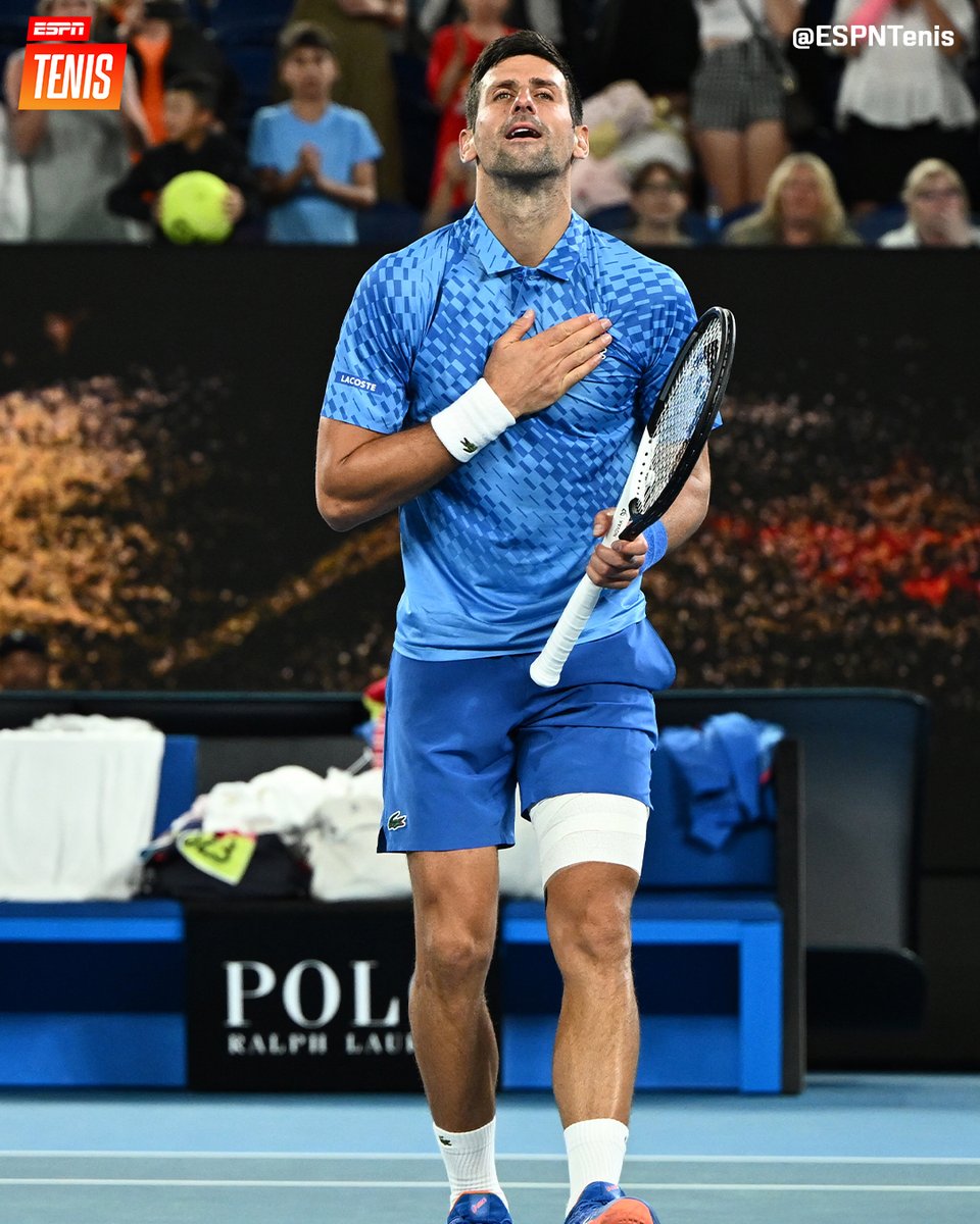 ESPNtenis's tweet photo. MÁS VICTORIAS CONSECUTIVAS EN R1 DE GRAND SLAM:

🇨🇭 Roger Federer 6️⃣5️⃣
🇷🇸 NOVAK DJOKOVIC  6️⃣4️⃣
🇪🇸 David Ferrer 4️⃣7️⃣
🇬🇧 Andy Murray 3️⃣8️⃣
🇨🇿🇺🇸 Ivan Lendl 3️⃣6️⃣
🇪🇸 Rafael Nadal 3️⃣4️⃣ https://t.co/S3pKZeKbrM
