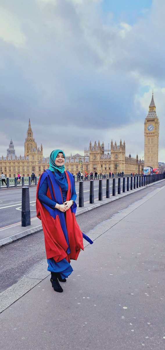 Aaaand that's a wrap...!

I wore the gown  😍

So grateful to graduate with a #PhD from <a href="/KingsCollegeLon/">King's College London</a> and for the friends made along the way!

<a href="/KingsImaging/">Biomedical Engineering & Imaging Sciences</a>
#ForeverKings