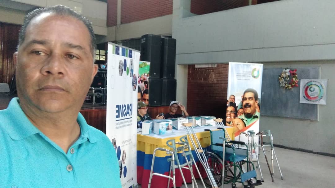 circuitoredoma's tweet photo. #17deEnero Jornada de Salud por parte del @IpasmeOficial para los trabajadores del @MPPEDUCACION en el Circuito Educativo la Redoma. En Pro de bienestar de nuestros Docentes, Administrativos, Obreros y Cocineros de la Patria https://t.co/hboCEp7EVq