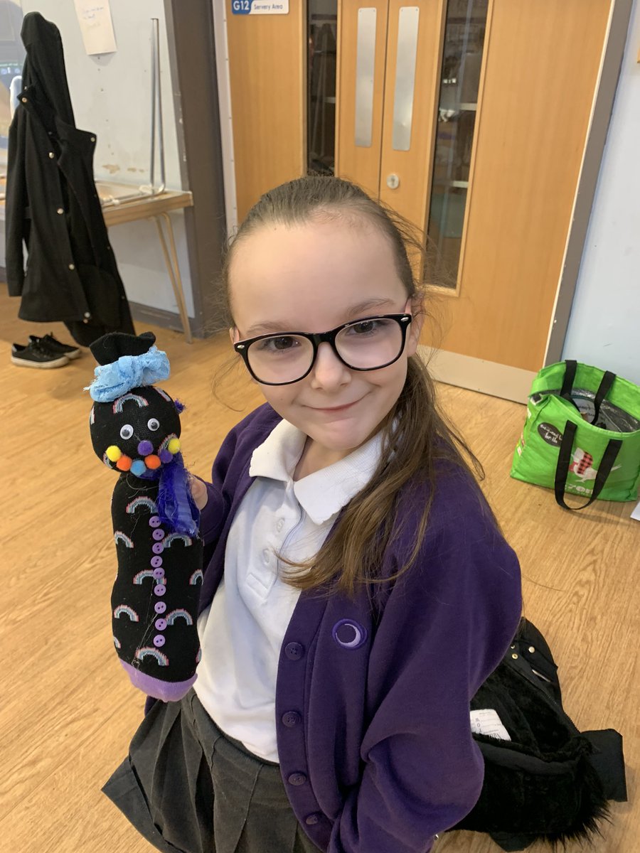 OJA_Brumby's tweet image. Our families are having a great time at our family hub ‘Creative Calm’ sessions with Creative Therapy. Lots of great ideas to support children with self regulation #creatingcalm