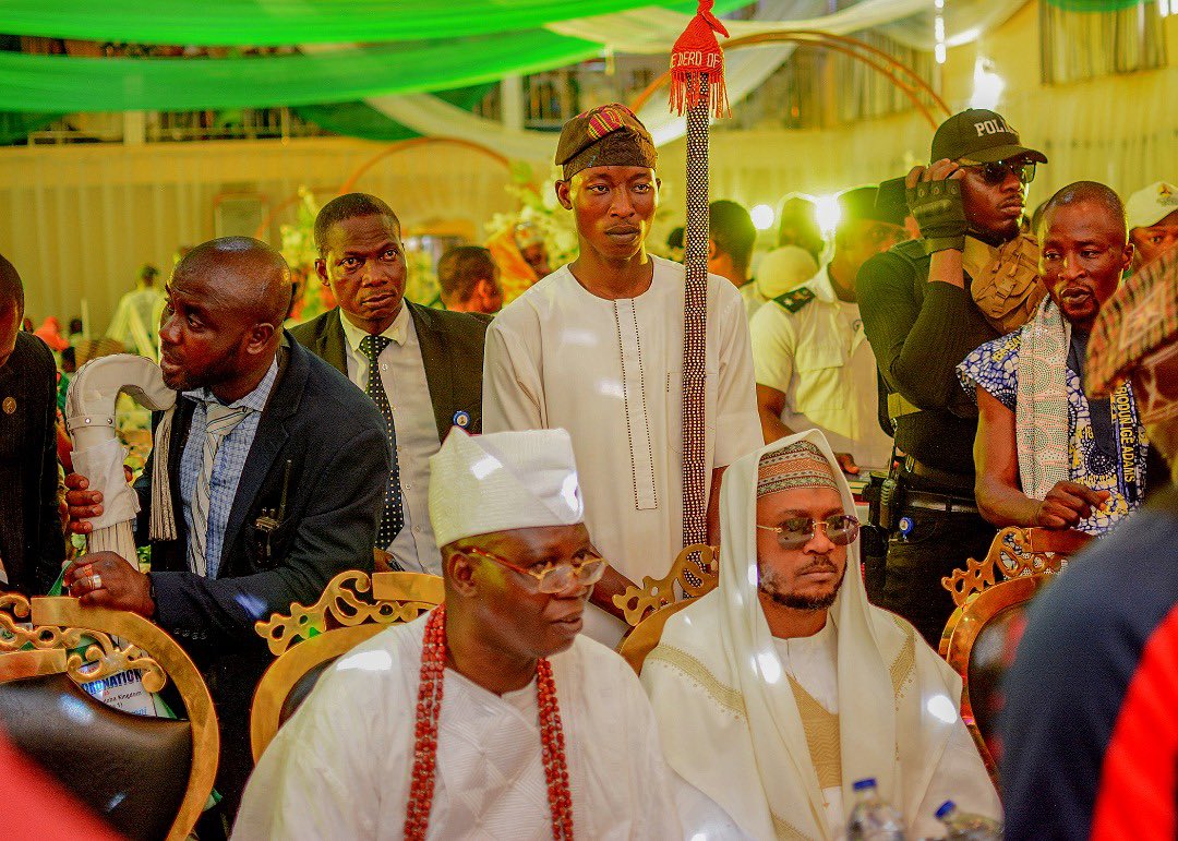 ShinaPeller's tweet photo. I attended the 5th Installation Anniversary of  Iba Gani Abiodun Ige Adams as the 15th Aare Onakakanfo of Yorubaland.

I pray that God continues to guide him aright as he discharges his roles in fostering unity among the Yorubas and promoting our cultural heritage. 

#Ayedero https://t.co/UAxfS7JxKl