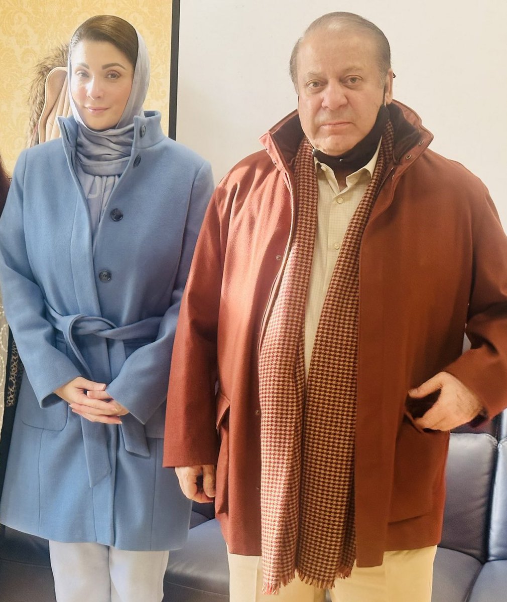 hinaparvezbutt's tweet photo. اللہ میرے لیڈر کو لمبی زندگی دے ❤️ https://t.co/7tikRqEhxJ
