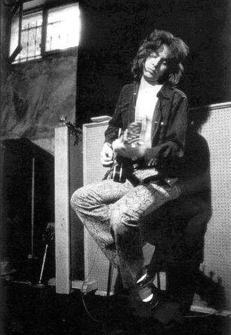 RollingStones's tweet image. Happy birthday to Mick Taylor! 🎉🎉

Photo: Dominique Tarle