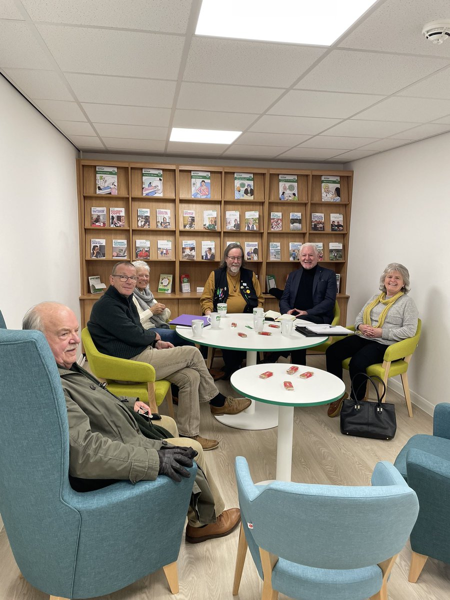 Great to see our Patient Cancer Care Improvement Group (PCCI) at our new centre at Fleetwood. Due to officially open soon!!! Are interested in improving services for cancer patients ?contact the team for more Information on 01253 955710 💚@FleetwoodTrust @HealthierFltwd