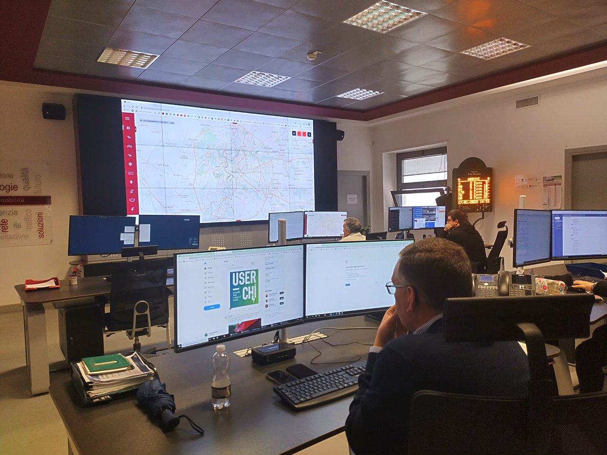 Userchi_H2020's tweet photo. On the first #sitevisit of this #peerlearning we had a chance to see the #mobilitycenter operated by @romamobilita, where the participants learned about the #trafficmonitoring, #congestion management, #its, #opendata approach in Rome and much more! https://t.co/Wb388ahfUe