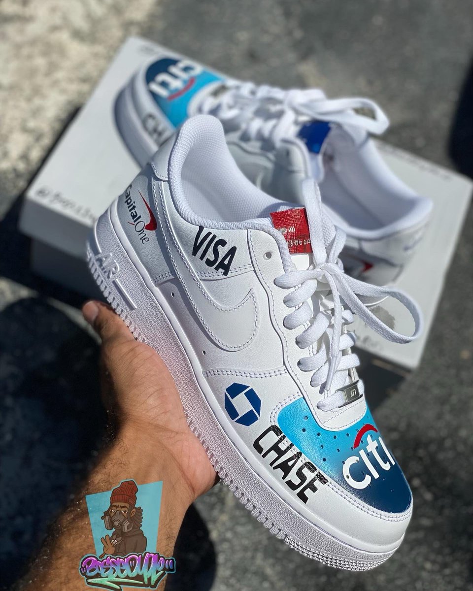 bosseduplo's tweet photo. @layxsnv 👨🏽‍🎨🐐🎨cost $0 to show support  and hit retweet button family and friends might see them and want a pair.just dm to order.anything can be done .📦holidays coming up customs make a great gift  cb https://t.co/fnIf83ipJL