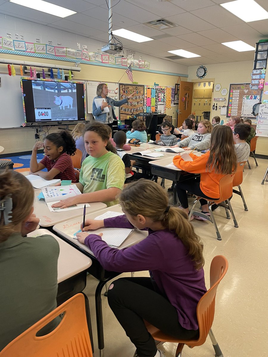 rszary's tweet photo. Talk Read Talk Write in action in 3rd grade! ✍️ @Hamilton_RWE #TheRidgewayWay https://t.co/C7dM7nUMQB