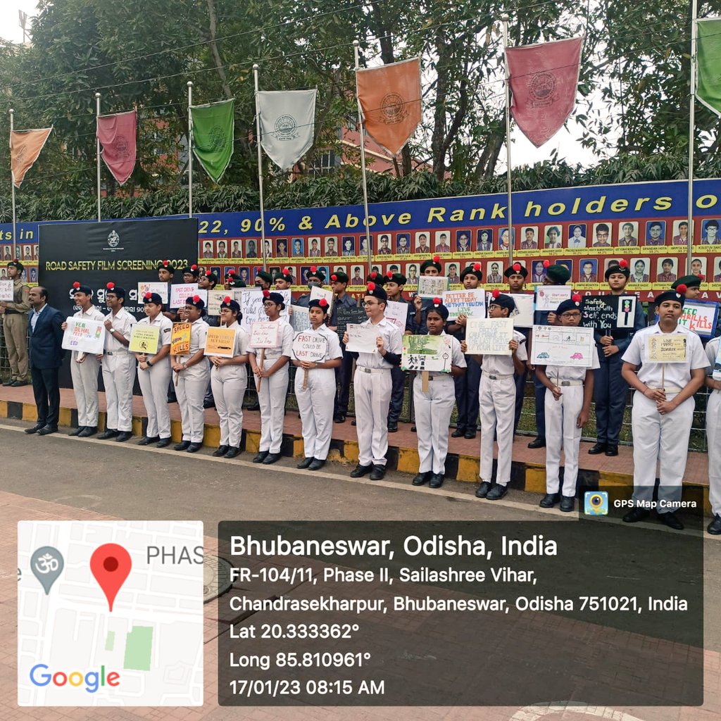 sibarinku's tweet photo. "Drive Carefully , to Live Life Joyfully."

40 cadets (JD &amp; JW) of DAV Chandrasekharpur,BBSR have observed Road Safety Week on 17 Jan 23 .
@utkalpride 
@kalinga_sagar 
@HQ_DG_NCC https://t.co/C2fupAopJG