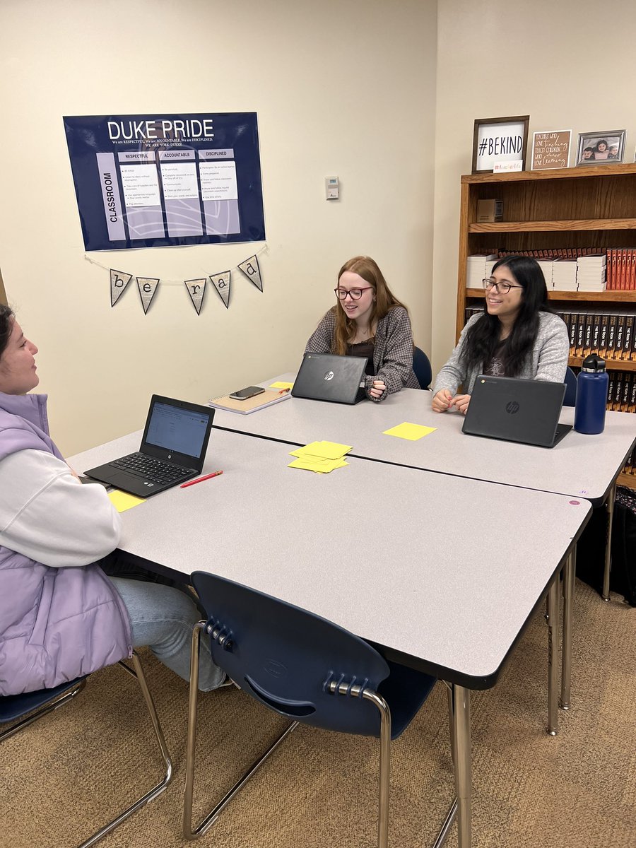 laurenrabourn's tweet image. Communication is difficult. Imagine not being able to hear.

After reading about one person’s memories describing her challenges &amp;amp; triumphs with lip reading &amp;amp; how that impacted her future, Ss were put in her shoes. 

#readmylips #engagedinlearning #connect #yorkdukes