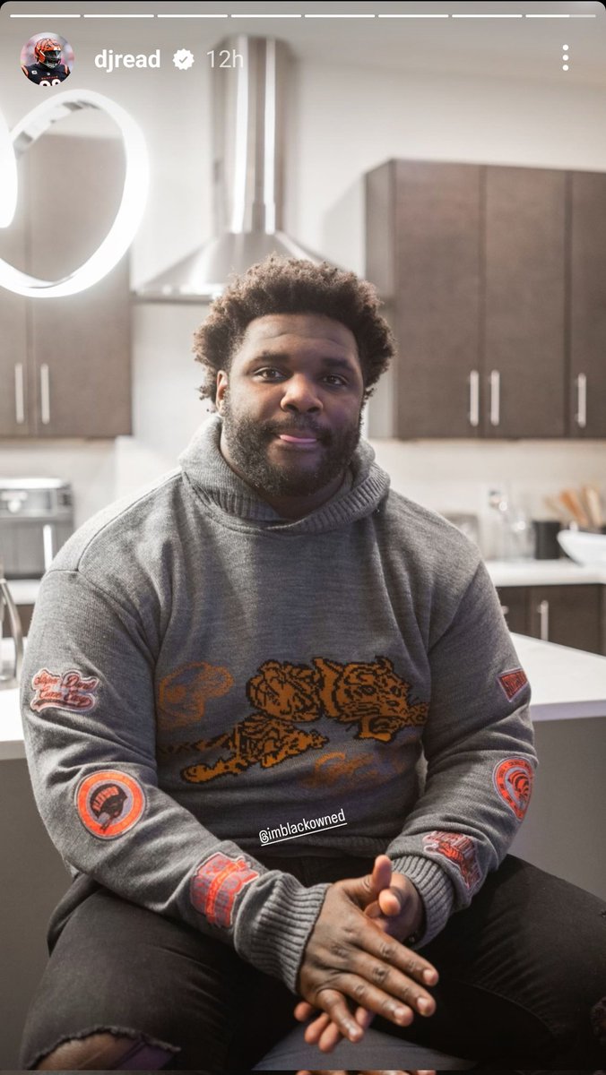 #98  DJ Reader in <a href="/ImBlaCkOWned/">BlaCk OWned</a>  season 2 Pullover Knit Hoodie 2023
#RuleTheJungle