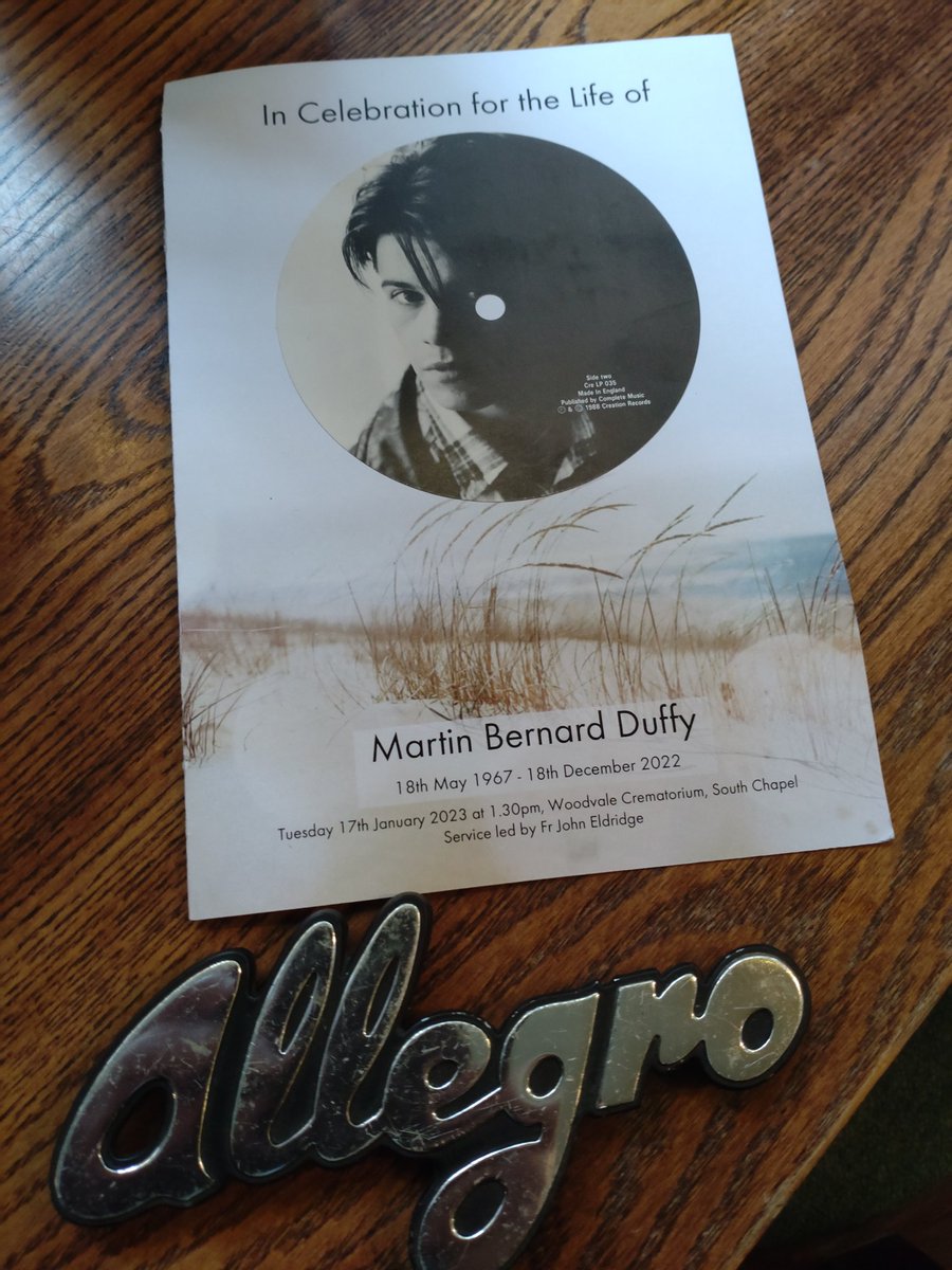SteveDuffy99's tweet photo. Farewell today to a loveable soul and adored dad, son, brother and friend and a gifted musician. We're so grateful for all the touching tributes and comforting messages. We'll celebrate his life again later this year and never forget him. #MartinDuffy https://t.co/lM7oGiXD5u