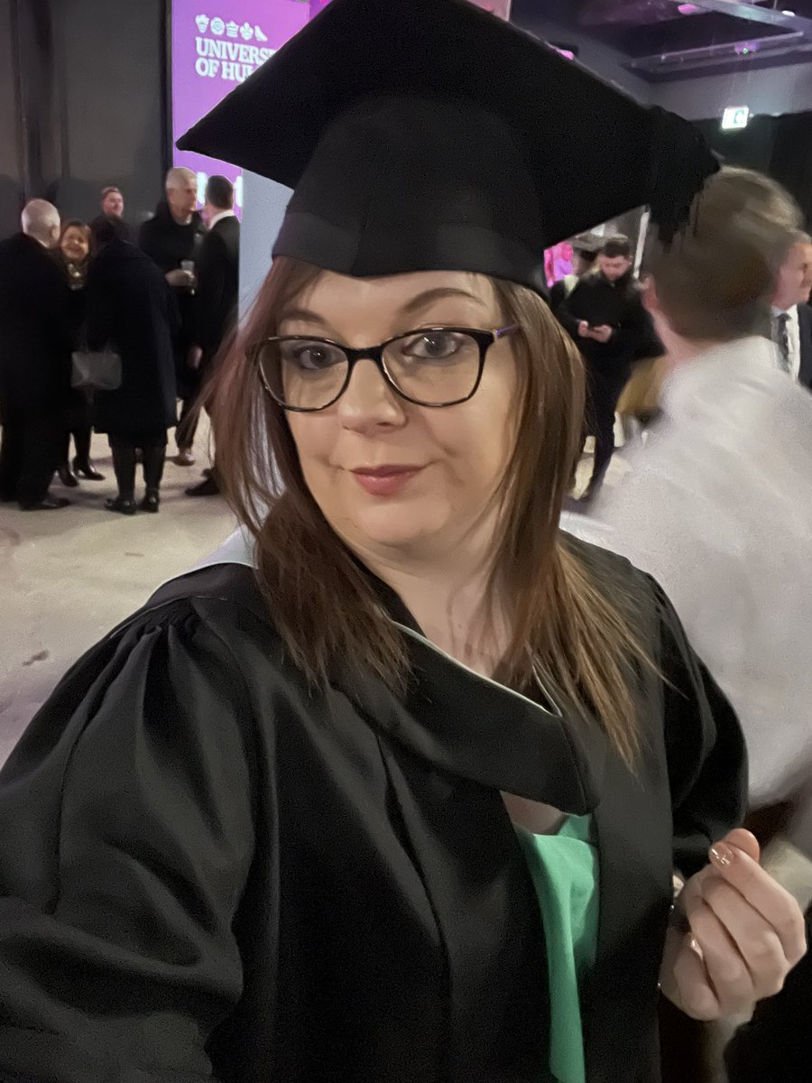 Graduation day @UniOfHull @HullNursing what a day it’s been, I’m so thankful for all the support I’ve received during my training, from family, friends and the staff thank you to those who came to celebrate today with me #Graduate #MentalHealthNurse #Proud #IDidIt