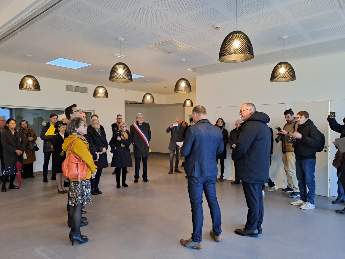 FlorenceGoulet4's tweet photo. J’assistais lundi matin à l’inauguration des 3 nouveaux bâtiments de l’#ADAPEIM en présence de la Ministre déléguée, chargée des personnes handicapées. #Meuse #inauguration https://t.co/ooP3v69kqd