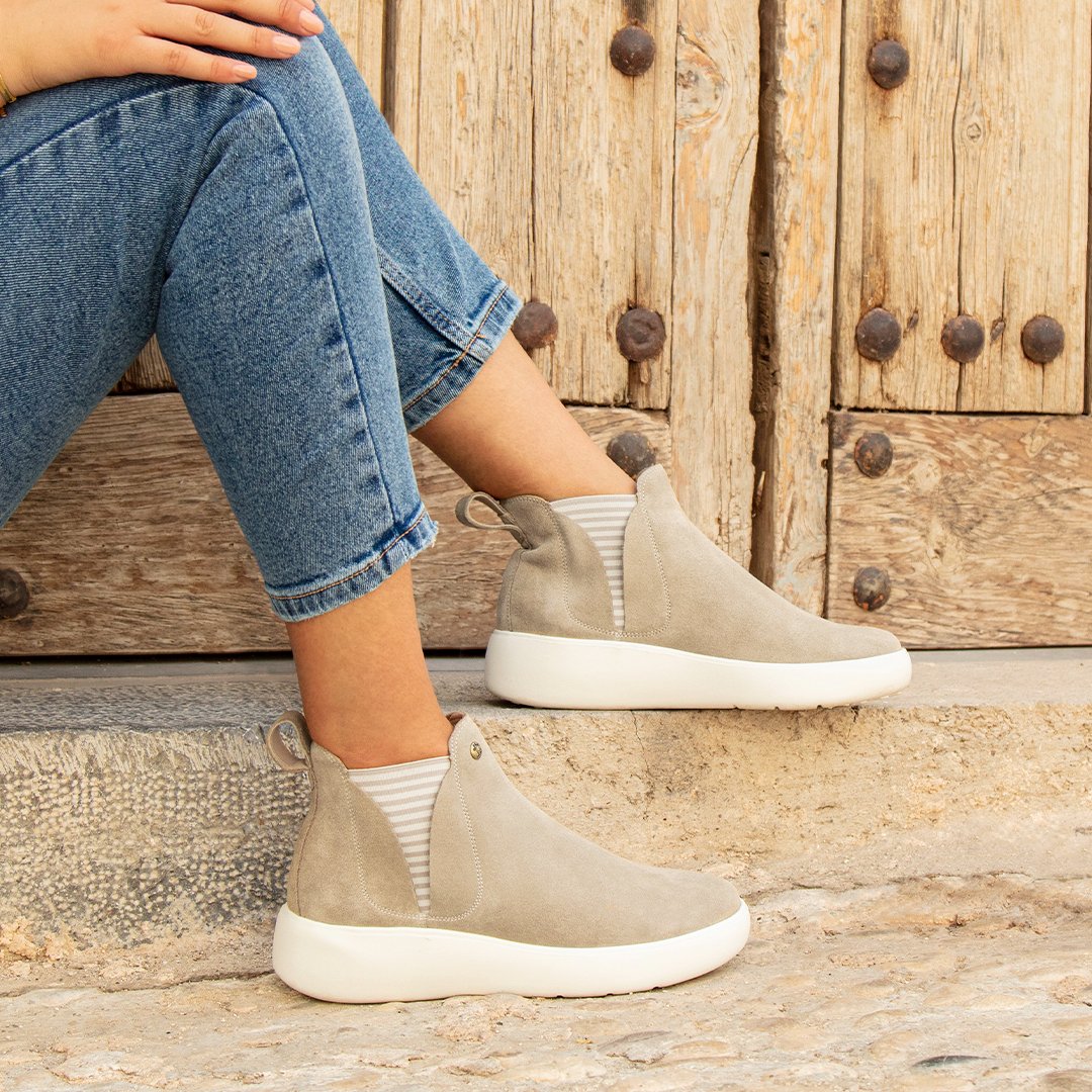 PanamaJackBoots's tweet photo. Trending colours 🔝
#PanamaJacklifestyle #panamajack #madeinspain #boots #naturallifeandstyle #springboots #newcollection #malasaña https://t.co/JedGyWLayg