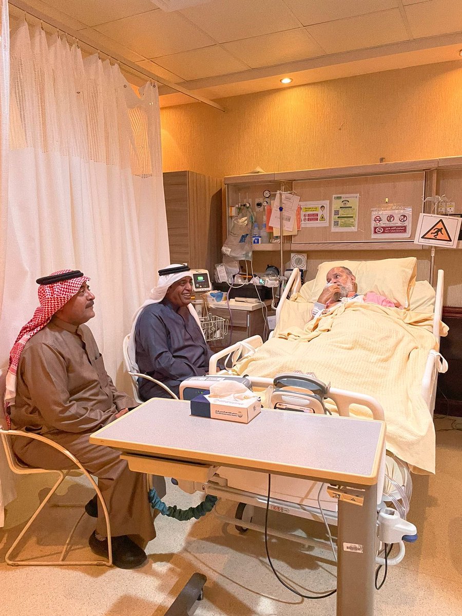 waleedalfarraj's tweet photo. لله الحمد المنه..
سعادة كبيرة اعيشها انا واشقائي وكل العائلة بتحسن الحالة الصحيه لوالدي -حفظه الله - كل الشكر والتقدير لمقام امارة المنطقة الشرقية وسمو النائب على رعايته واهتمامه ولوزارة الصحه ومستشفى الملك فهد التخصصي بالدمام .
الله يشفي كل مريض ويفرحكم بأحبتكم .
@emara_sharqia https://t.co/4kKaDxRDpS