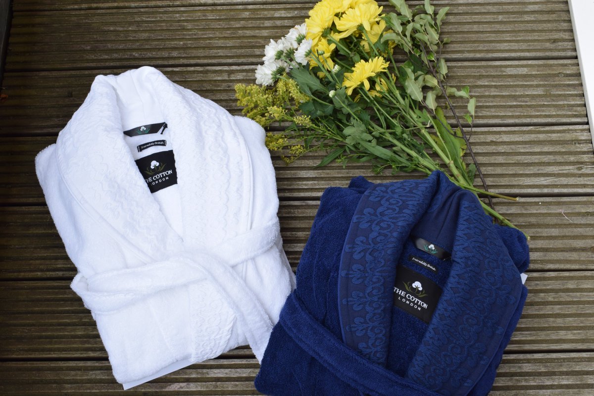 TheCottonLondon's tweet image. The focus in January is on remaining warm and feeling comfortable with our bathrobes ,luxuriously soft to the touch and incredibly absorbent.

thecottonlondon.com/collections/ba…

#bathrobes #cotton #england #winter #warm #cosy #mensaccessory #menswear #fashion #towels #travel #london #sun