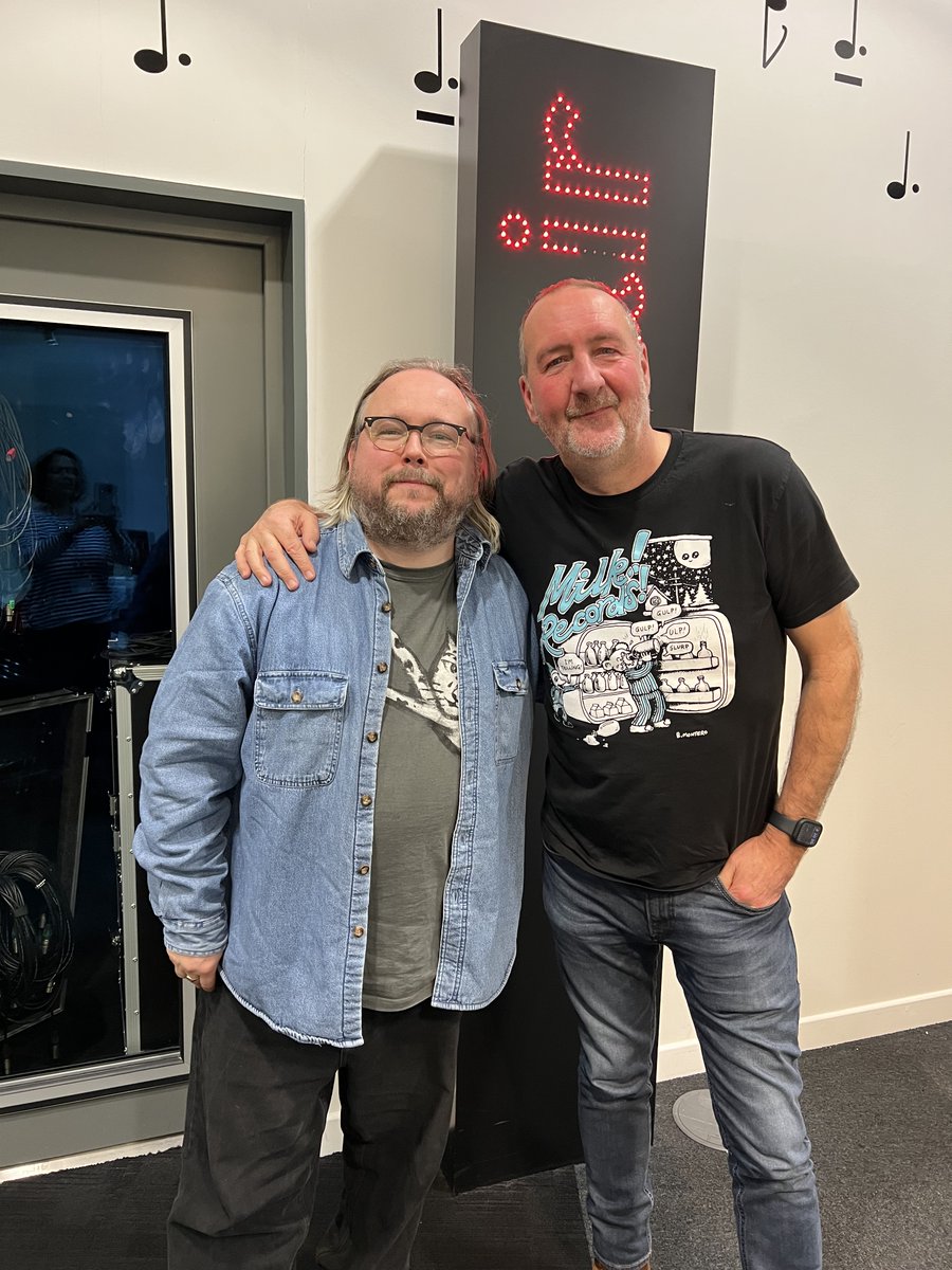 Weird World (@weirdworldrecs) on Twitter photo Listen back to last night's glorious live session from <a href="/richarddawson12/">rich(ard) dawson</a>
with <a href="/marcrileydj/">Marc Riley β½οΈπΊπ³</a> on <a href="/BBC6Music/">BBC Radio 6 Music</a>, playing music from and talking new album The Ruby Cord.
π§bbc.co.uk/programmes/m00β¦ Listen back to last night's glorious live session from <a href="/richarddawson12/">rich(ard) dawson</a>
with <a href="/marcrileydj/">Marc Riley β½οΈπΊπ³</a> on <a href="/BBC6Music/">BBC Radio 6 Music</a>, playing music from and talking new album The Ruby Cord.
π§bbc.co.uk/programmes/m00β¦