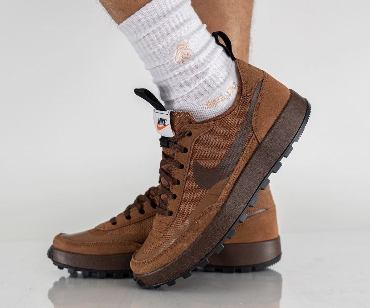ComplexSneakers tweet picture