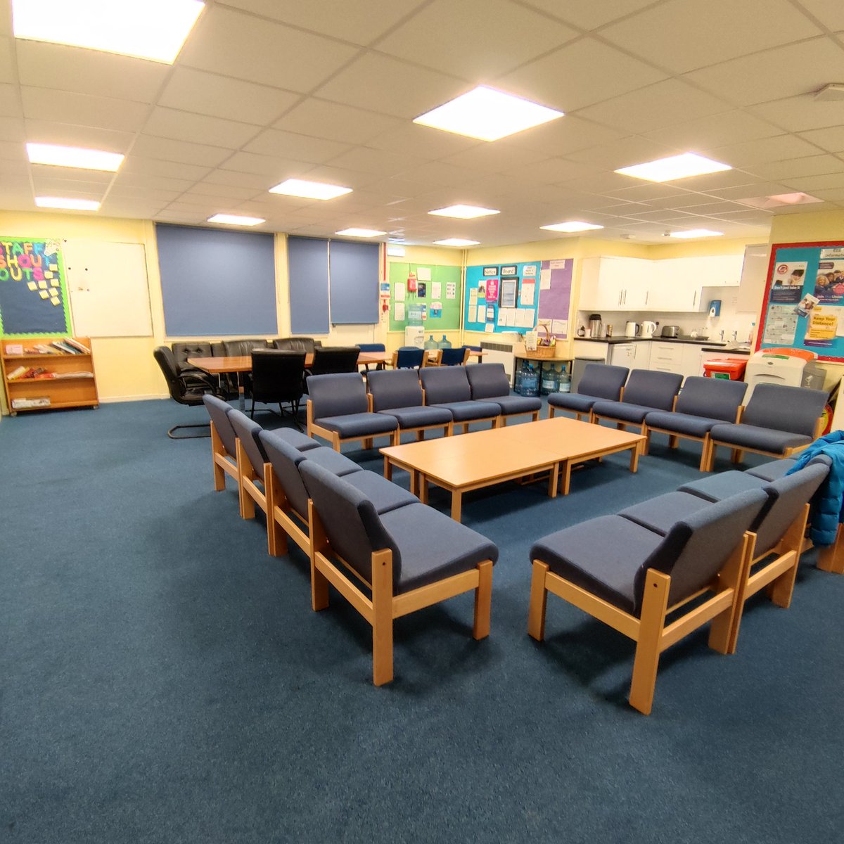 BanchoryPrimary's tweet image. Always good to have the whole staff together for a collegiate meeting. 
#LearningAndTeaching