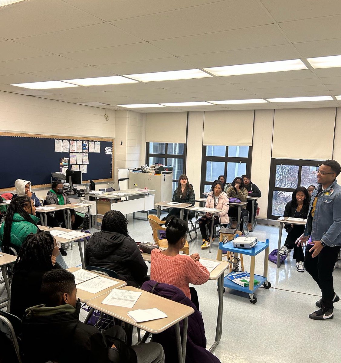 AKAHistoric101's tweet photo. MLK Day of Service 2023 was a HUGE SUCCESS! So many awesome presenters and workshops!
We Embraced the Power on MLK Day of Observance, We Are One. 💗💚
#MLKDay
#SoaringWithAKA
#AKA1908
#WeAreChiOmegaOmega
#IPCDFCares https://t.co/JQUw1nmEoD