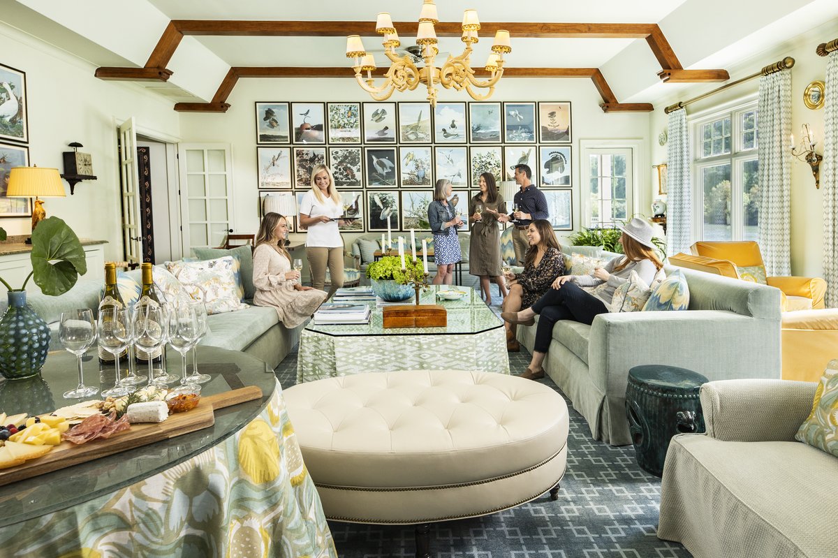 Did you know we offer group venues? Everything from bachelorettes to corporate events! 

Request a group rate today when visiting bit.ly/3QDI8ZK 🌼