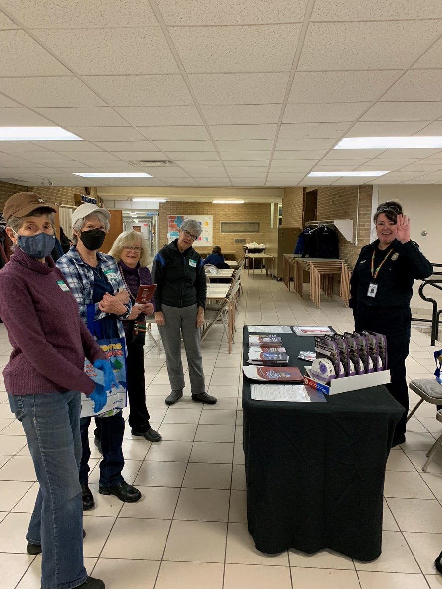 BurlingtonFire's tweet photo. Thank you @enbridgegas and Safe Community Project Zero. #BurlFire recently received a donation of combination smoke and carbon monoxide alarms, and we were at Wellington Square in #BurlON for distribution.  #ENBFuelingFutures. Only WORKING smoke and CO alarms save lives. https://t.co/ceG4qA1p3P