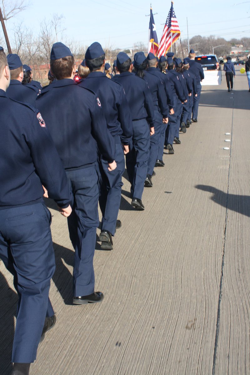 RHS_AFJROTC's tweet photo. Always an honor to lead parades, 2023 Garland MLK Day Parade.  #TheGISDEffect #LettNation https://t.co/iGZzwxrtGy