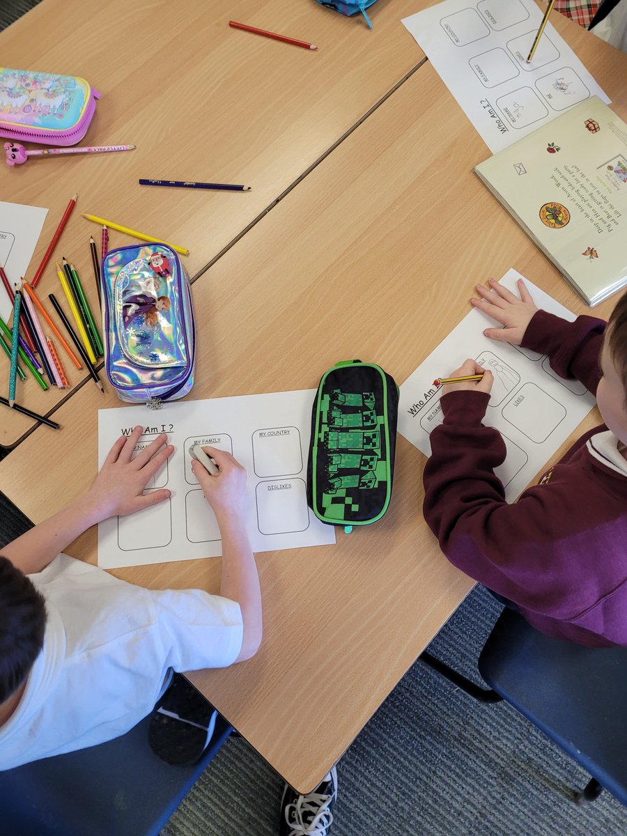 StMichaelsRCY's tweet photo. This afternoon in P2/1, we were learning about Article 7 &amp; 8: 'You have the right to an identity!' We had great discussions about why it is good to be different! 😊 then we completed a 'Who Am I?' Worksheet 🤩 @CROinverclyde @StMichaelsP2_1 @SMPG1964 https://t.co/wG1V6MkAki