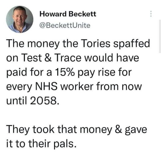 LucyWoodslucy70's tweet image. 