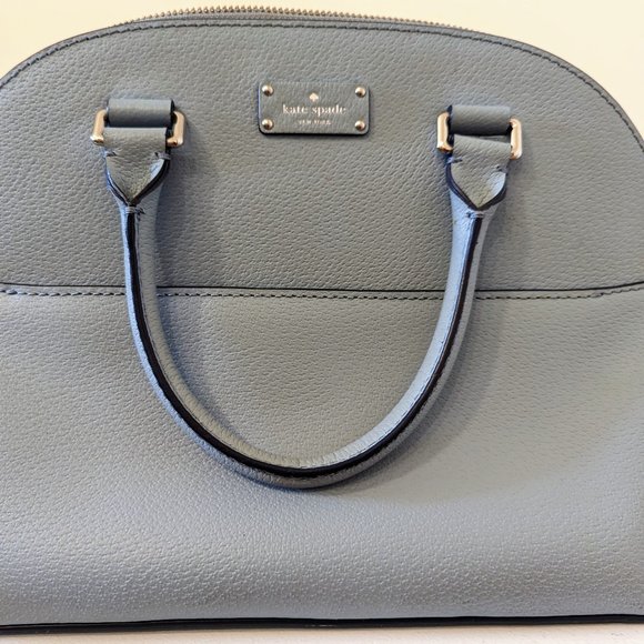 kpins65's tweet photo. So good I had to share! Check out all the items I'm loving on @Poshmarkapp #poshmark #fashion #style #shopmycloset #katespade #likely: https://t.co/d2uJhHVj4L https://t.co/v14vmdSqhD