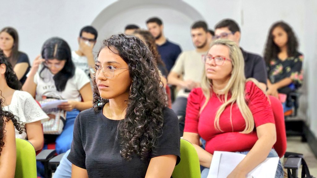 SectiMaranhao's tweet photo. |Programa Cidadão do Mundo|
Realizamos a primeira reunião de orientação dos participantes da 7ª edição do #CidadãodoMundo. 100 jovens vão embarcar para o Reino Unido, Argentina e França para realizar o sonho do intercâmbio com todas as despesas pagas pelo @GovernoMA https://t.co/CGIiFwyMNH