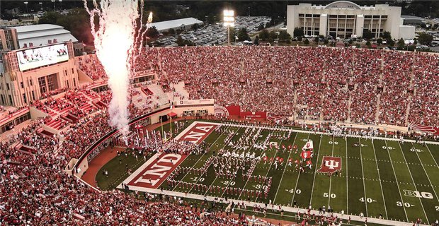 Blessed to have announce my first BIG 10 offer to Indiana University! #GOHOOSIERS⚪️🔴