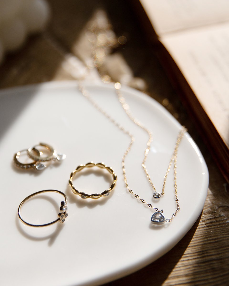 Fossil's tweet photo. The Thursday lineup of our dreams๐คฉ #CurrentCrush
https://t.co/0LrgHdwfbw https://t.co/lL4cSj0B7A