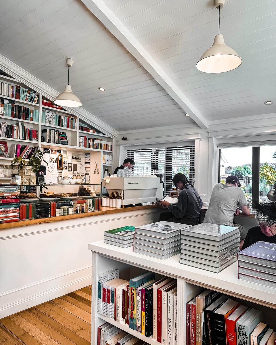 my favourite bookstore cafe ☕️ In Tasmania, Australia 📍