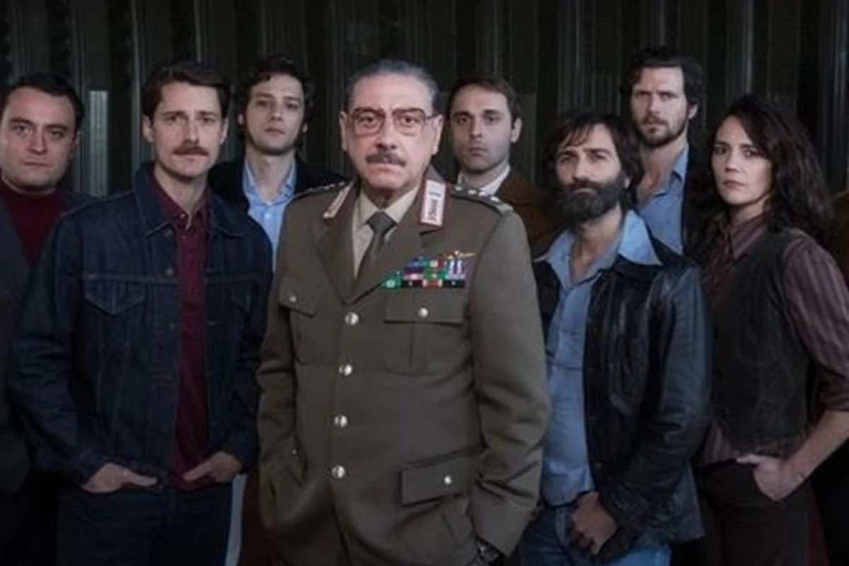 sergionebg's tweet image. Questa sera ultima puntata de #IlNostroGenerale splendida fiction, Grazie a  #SergioCastellitto e a tutti gli #Interpreti avete reso un grande contributo alla storia di questo Grande Generale!
Un orgoglioso ringraziamento alla Famiglia Dalla Chiesa per i preziosi ricordi !👏👏👏