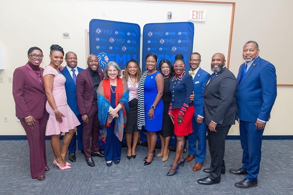 DadeDelegation's tweet image. Swearing in Ceremony of Representative Christopher Benjamin, Representative Dotie Joseph, Senator Shevrin Jones , Representative Felicia Robinson and Representative Ashley Gantt at FMU. #dadedelegation #RepChristopherBenjamin #RepDotieJoseph #SenatorShevJones #RepAshleygantt #FMU