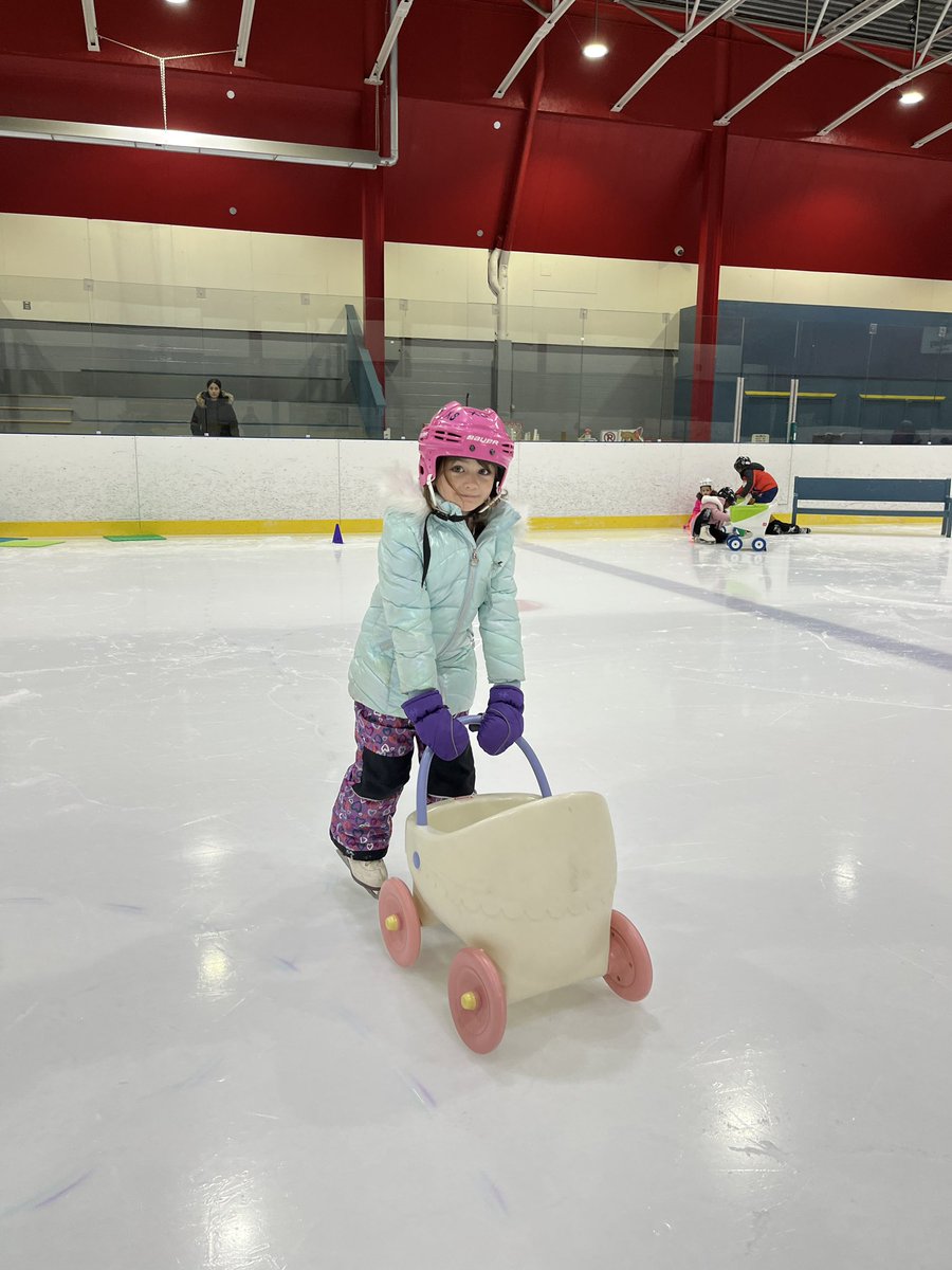 smusgrove2's tweet photo. Skating fun @New_Westminster @newwestrec Moody Park Arena. The smiles say it all! #skatinglessons @LKCougars #kelvinkindies #sd40learns https://t.co/jSBv7nBLDg
