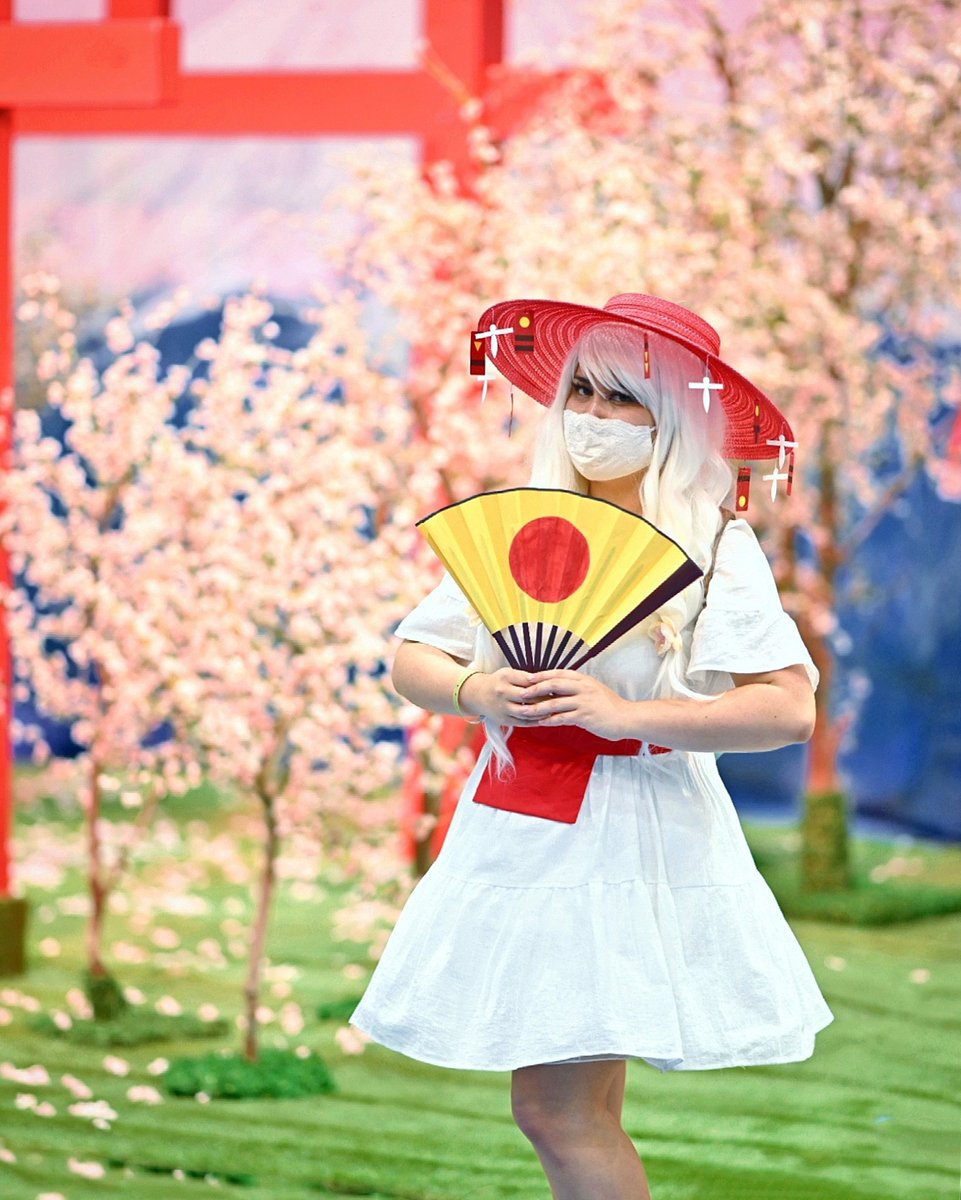 SarrahnadeCos's tweet photo. "The Radish Spirit!"

Cosplayer: @sarrahnadecos
Wig: @epiccosplay Hera - Classic White
📸 _cosplayphotog

#Cosplay #Cosplayer #StudioGhibli #StudioGhibliCosplay #GhibliCosplay #SpiritedAwayCosplay #NoFaceCosplay #ChihiroCosplay #HakuCosplay #AnimeExpo #AX2022 https://t.co/7Clqy3NcHG