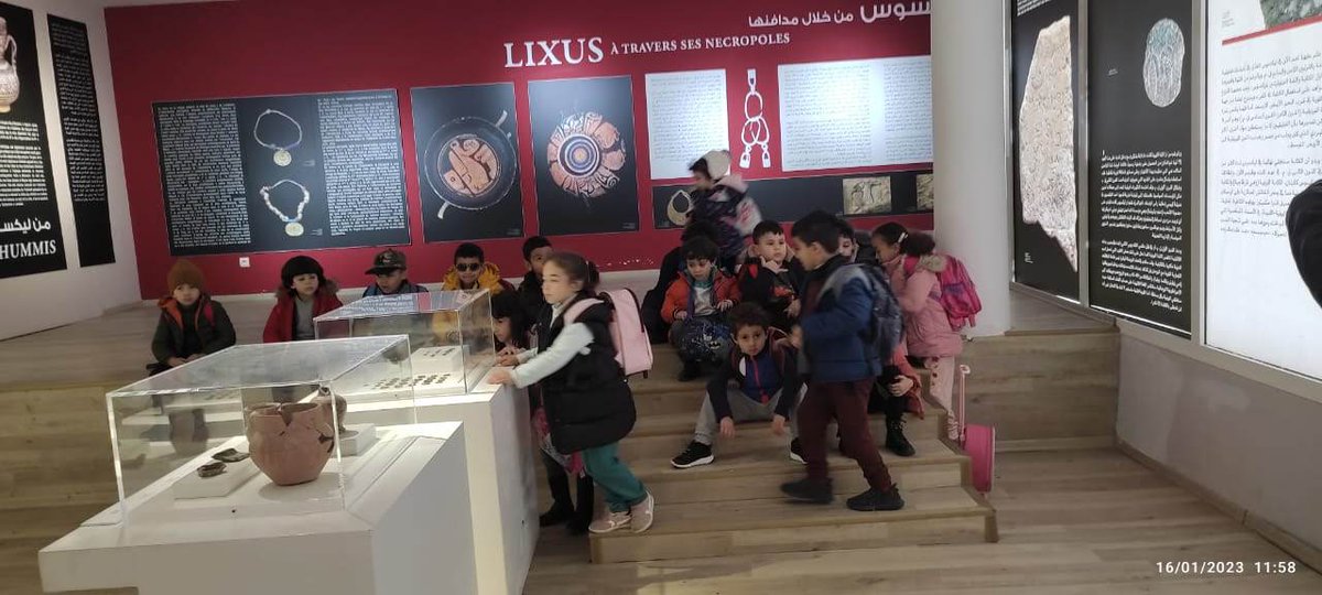 VivesCe's tweet photo. El alumnado de 5 años visitó el yacimiento arqueológico de #Lixus. Pasearon entre las ruinas del anfiteatro, las termas y la antigua fábrica de salazón. ¡Y qué vistas tan espectaculares!
+info: https://t.co/XT2QB1ByiE
@ConsejeriaEduc1 @AccEducativaExt https://t.co/kJaJnIeXp7