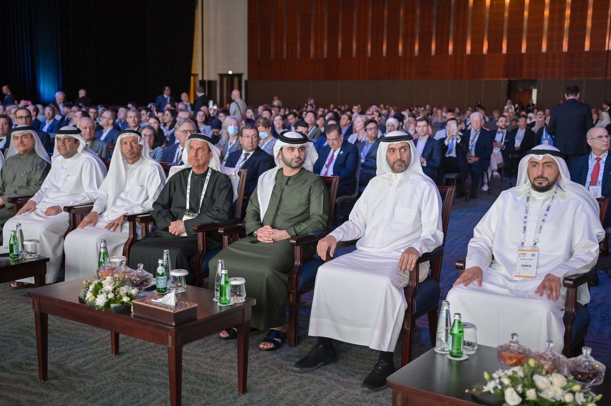 sheikhmansoor's tweet photo. شهدت افتتاح مؤتمر الاتحاد العالمي لجمعيات الأنف والأُذُن والحنجرة والرأس والعُنُق في دبي في أول انعقاد له في منطقة الخليج، ... أهلاً بـ 7 آلاف طبيب من 180 دولة في دبي ... أهلاً بضيوف الإمارات ... هنا تجتمع العقول والابتكارات الطبية لصنع مستقبل أفضل للإنسان. https://t.co/hP5MUwxQ5Q